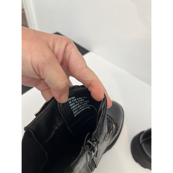 Shoe Dazzle Boots size 7
Javina Combat Boot black - Picture 9 of 10